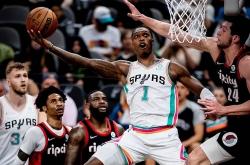 英雄联盟总决赛直播-广东雄鹿再胜江苏，战绩卓越的简单介绍