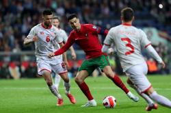 英雄联盟总决赛门票-哥伦比亚完胜克罗地亚，孙兴慜点燃赛场