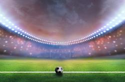 英雄联盟总决赛时间-当红牛掠过东方，C罗在压力中重生，足球世界的双重奏