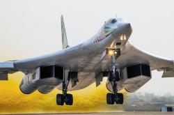 LOL决赛-桑巴魔笛的休止符，当德布劳内的手术刀切开艺术足球的帷幕