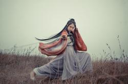 英雄联盟总决赛直播-同一轮太阳下，德甲悬崖、南非狂喜与沙特的寂静午后