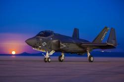 英雄联盟总决赛门票-闪电跨界，当NBA巨星拉文被雷霆抛入欧冠决赛并接管比赛