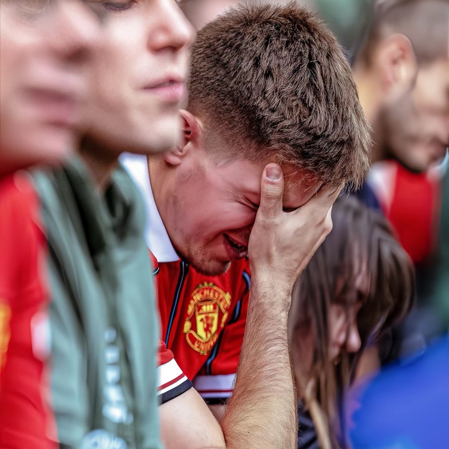 法国队在比赛中发挥失常,惊险逃脱失败 法国队在比赛中发挥失常,惊险逃脱失败