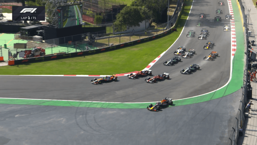 威廉姆斯碾压雷诺车队,诺里斯带队取胜 威廉姆斯碾压雷诺车队,诺里斯带队取胜