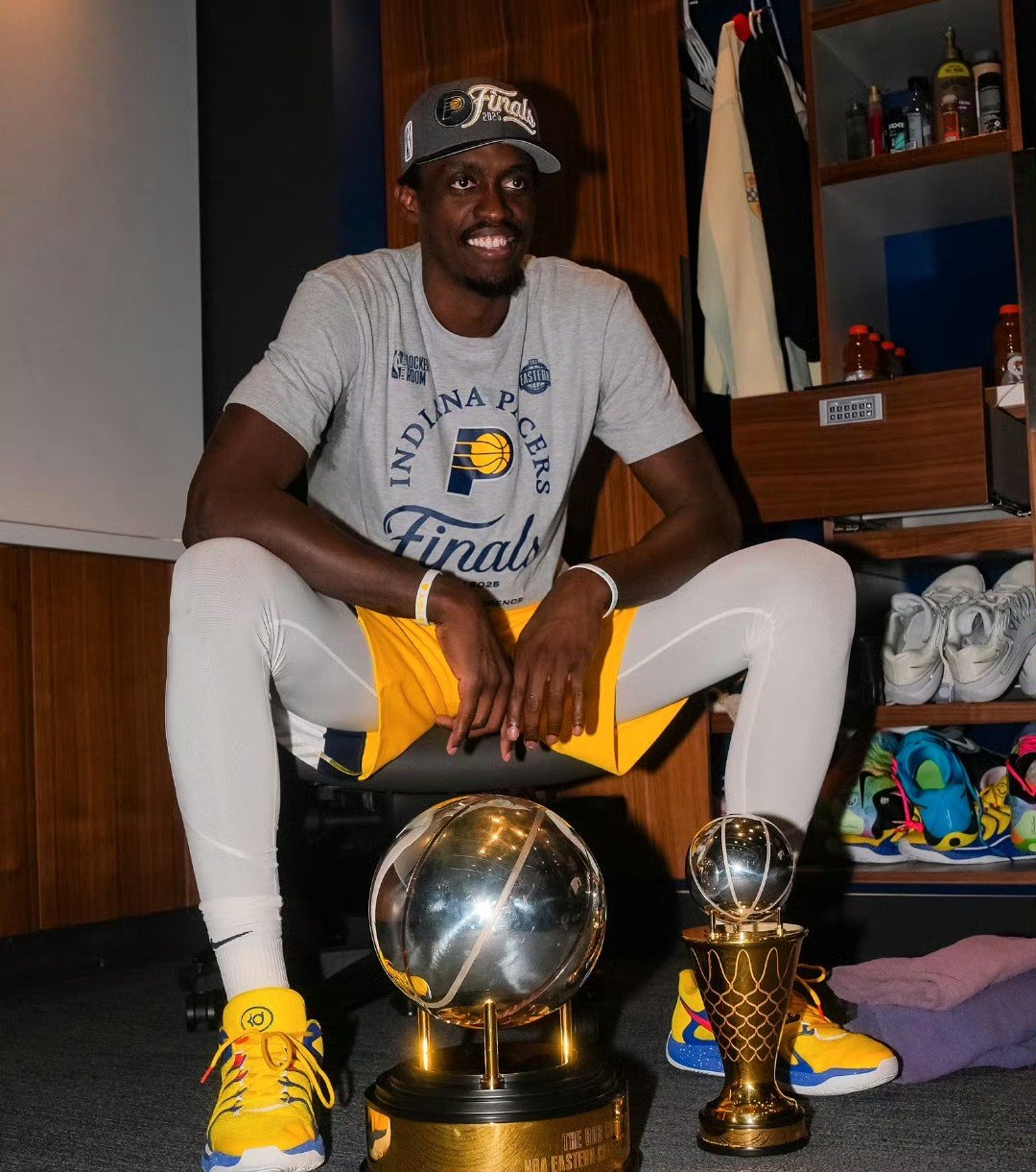 辽宁队鏖战湖人,西亚卡姆惊艳四座 辽宁队鏖战湖人,西亚卡姆惊艳四座