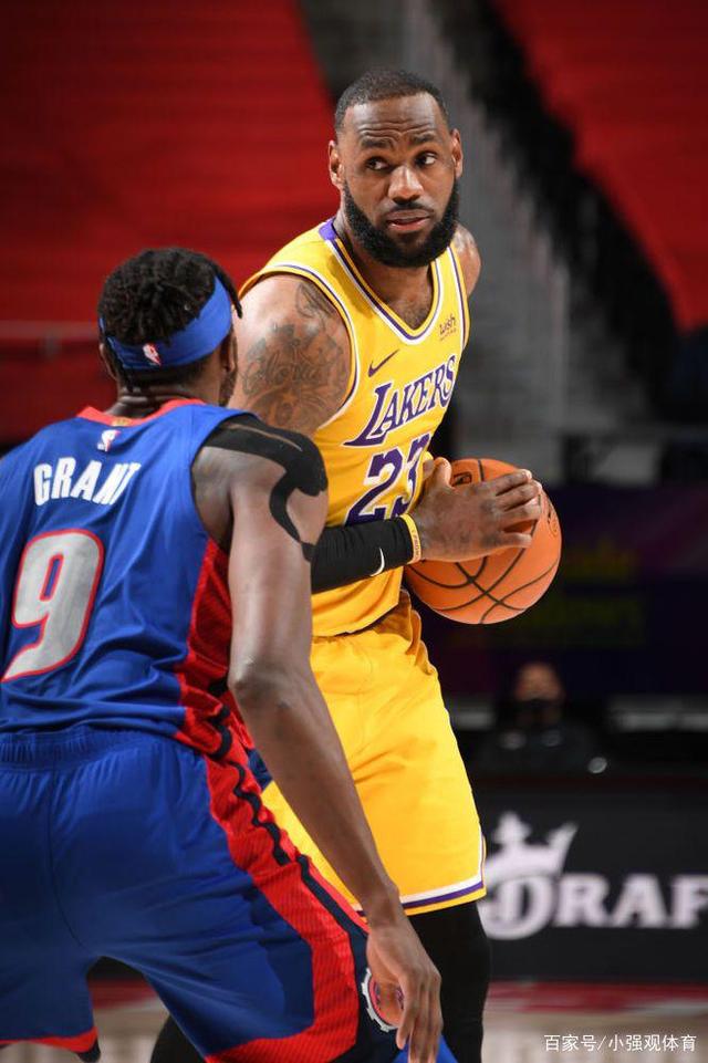 辽宁队鏖战湖人,西亚卡姆惊艳四座 辽宁队鏖战湖人,西亚卡姆惊艳四座