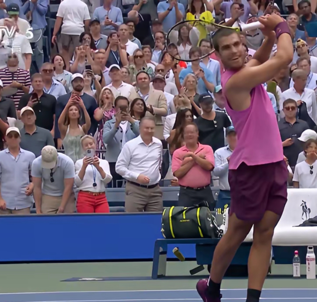 美网碾压温网，西西帕斯带队取胜