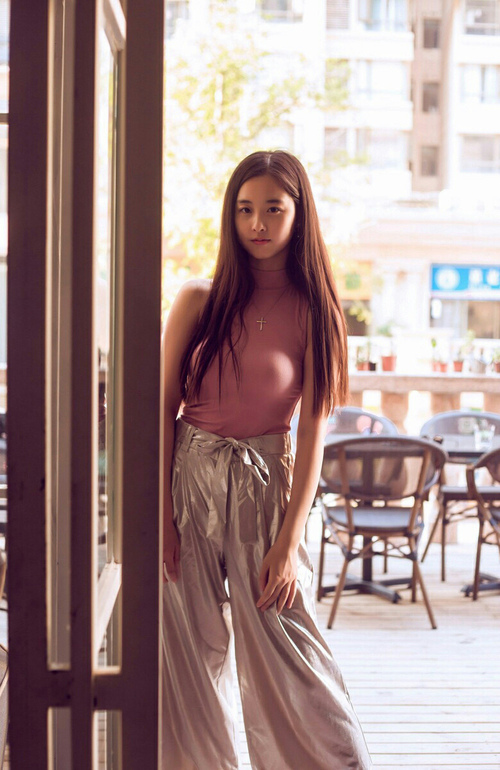 夜之棋手，当切特在巴林用数据流划定攻防线