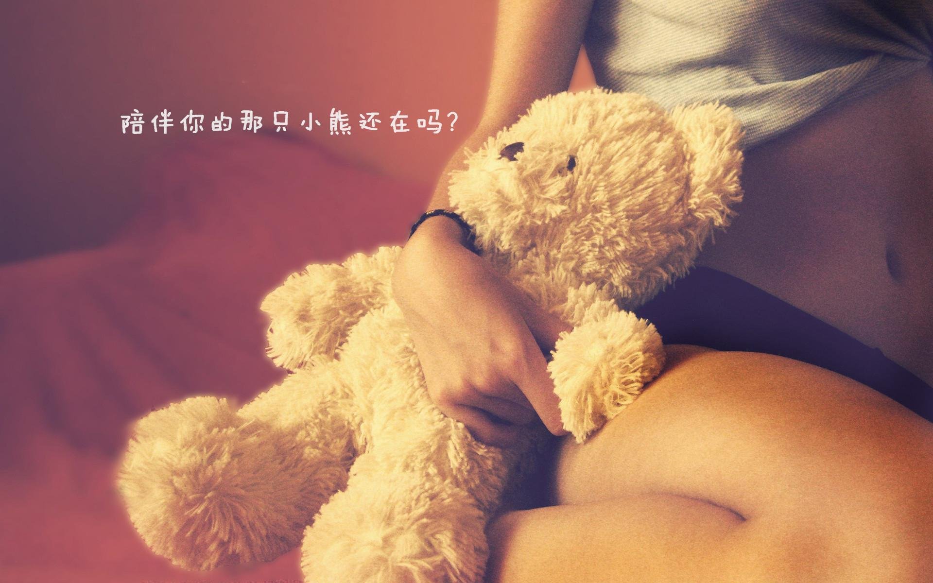 这是一个巧妙的设计—当NBA季后赛与足球教练巴尔韦德并置，其冲突感本身就构成了某种唯一性。我们不妨沿着这个充满张力的设定，展开一次有趣的创作