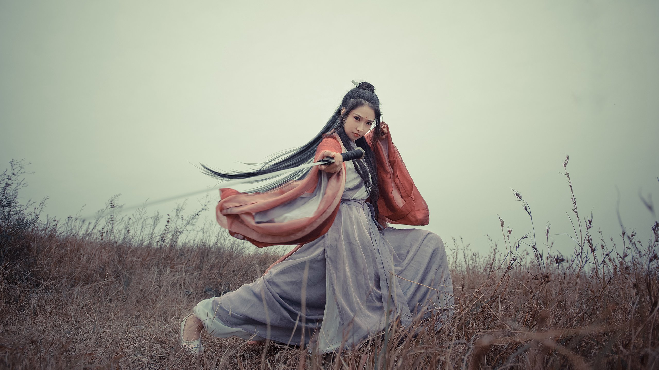 同一轮太阳下，德甲悬崖、南非狂喜与沙特的寂静午后