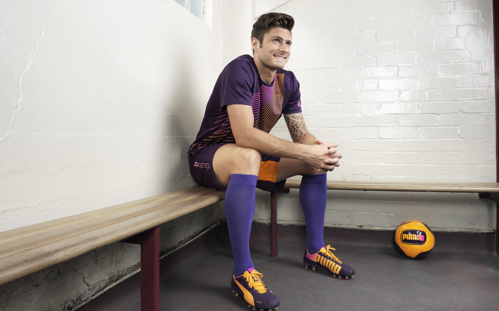 格纳布里独造三球弑旧主,一场友谊赛如何让委内瑞拉踏平皇马